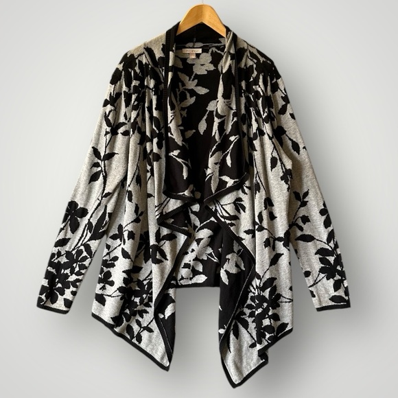 Roz & Ali Sweaters - 5 for $40 roz ali fly open cardigan size L
